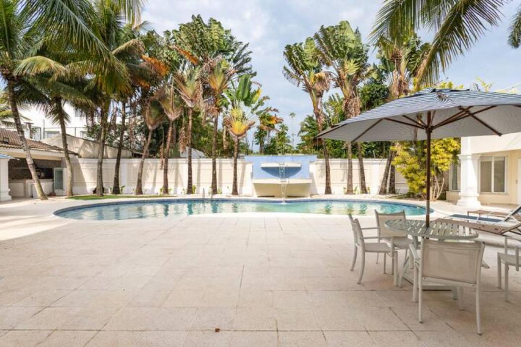 Suites Guaruja Pernambuco Exteriér fotografie